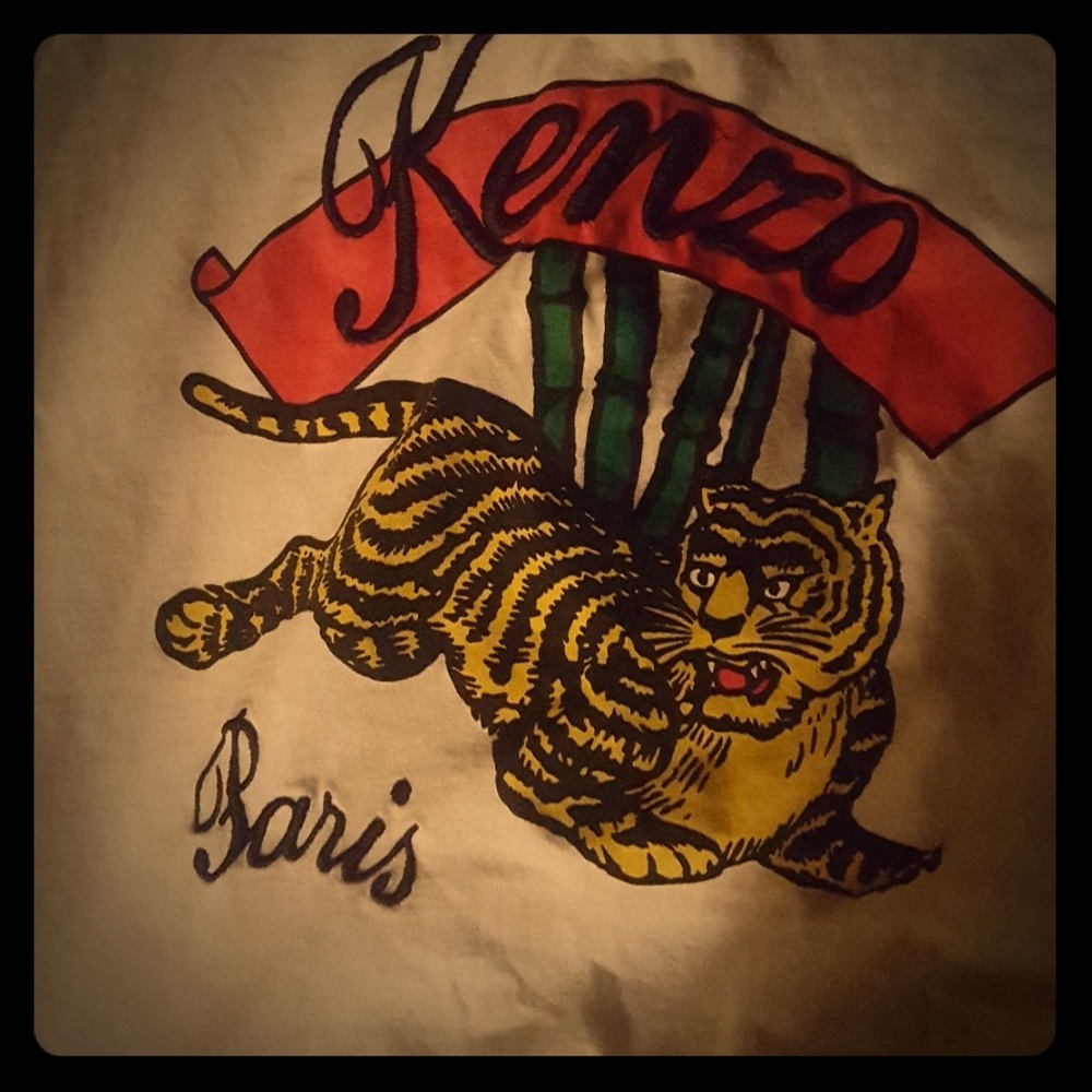 Kenzo 185$ Paris France Shirt no tags never worn